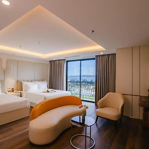 Danitel Halong
