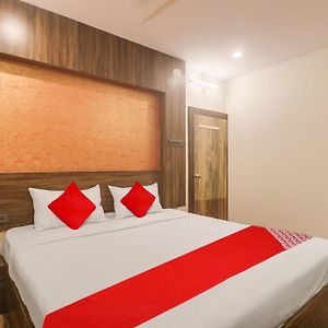 Hotel O R Square Grand